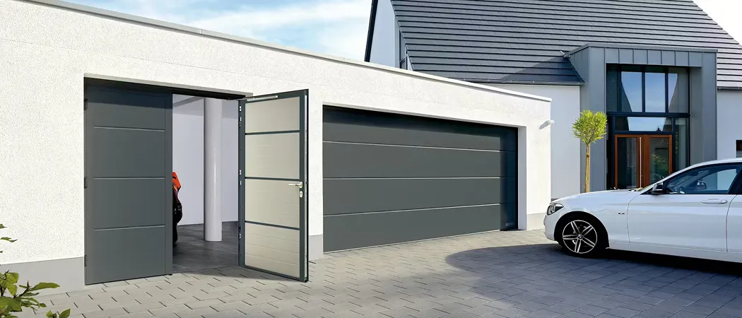 Uşi alăturate garaj